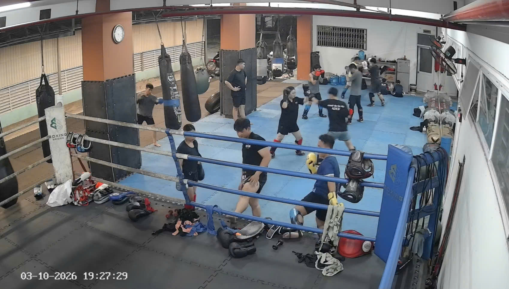 CLB Boxing Kids & Người Lớn tại Cung Văn Hóa Lao Động Cơ Sở Bình Trưng